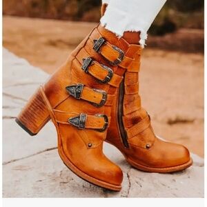 Freebird Belladonna Whiskey Size 9 EUC